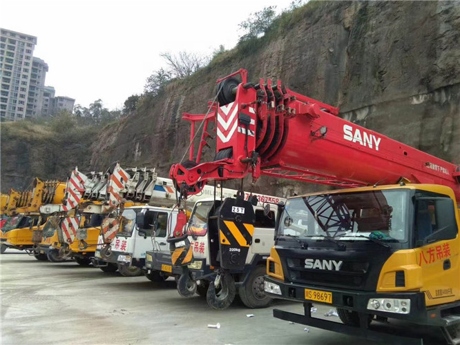 普宁市吊车出租按什么计费？台班费、单次费、里程费怎么算？